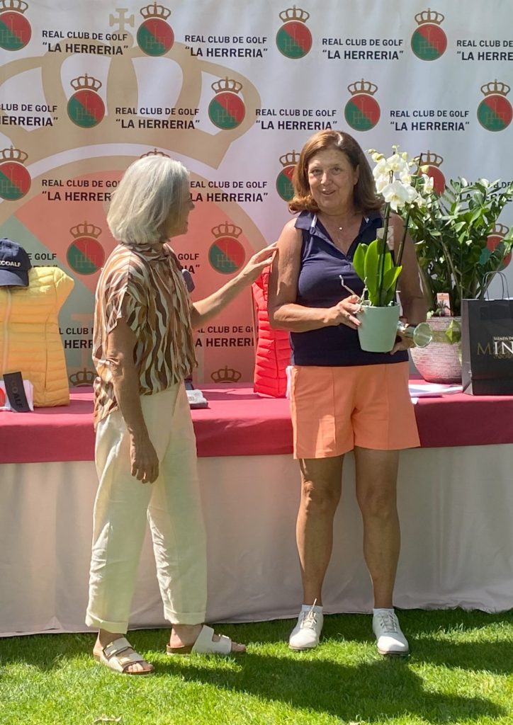 MES DE LA MUJER GOLFISTA 12 12 1