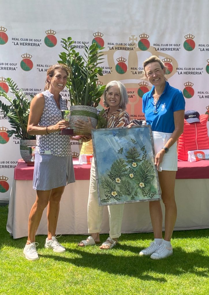 MES DE LA MUJER GOLFISTA 14 14 1