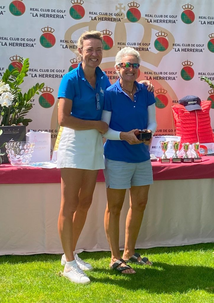 MES DE LA MUJER GOLFISTA 2 2 3