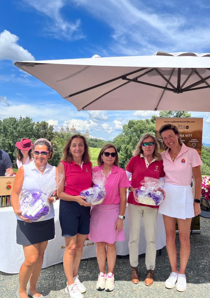 MES DE LA MUJER GOLFISTA 24 25 1