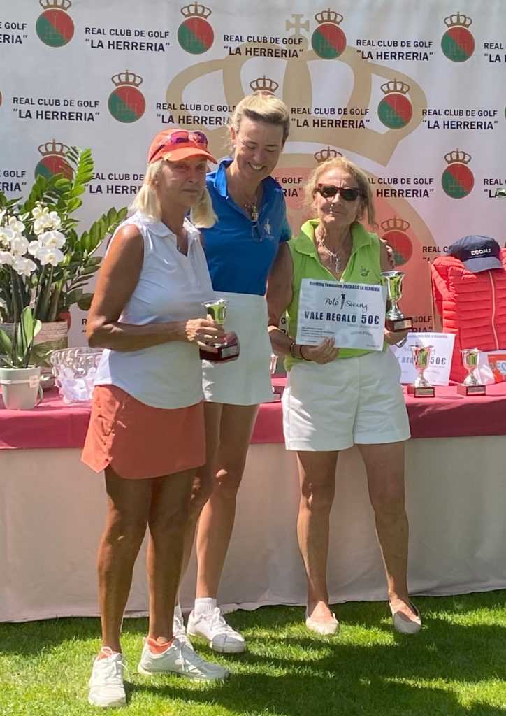 MES DE LA MUJER GOLFISTA 9 9 2